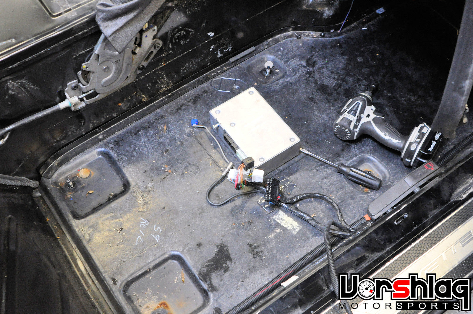 C6 Corvette GM OnStar Interface Module (used) - 25826219