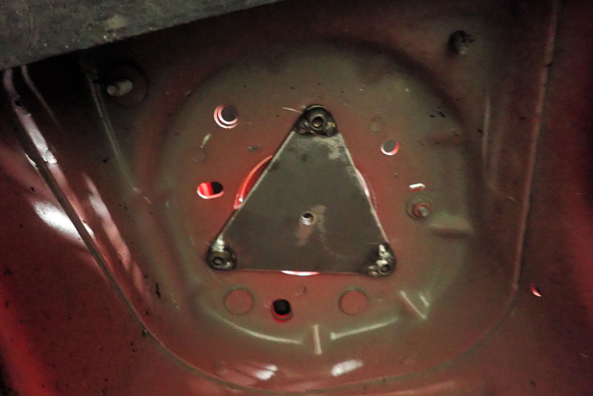 S550 Strut Tower Cutting Fixture (Tool)